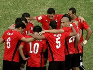     

:	egyptian-team-praying.jpg‏
:	217
:	19.4 
:	1593